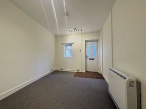 Lounge- click for photo gallery